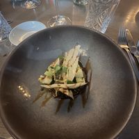 Tartaar van champignons, avocado crème en gefrituurde nori tempura   at Dijk9 in Eindhoven