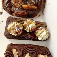 Banana Cake, Chocolate Brownie, Sticky Bun  at MOON in Zurich