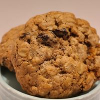 Oh I think granny approves of these delicious oatmeal cookies! at Sweet Sweet Since Forever in Smithville