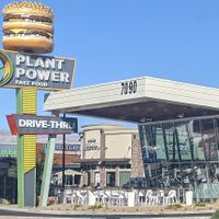 10th location, 1st outside of California, on the morning of its opening day, October 15, 2021. Looks like a changing of the guard with its notorious predecessor in the background. at Plant Power Fast Food - Craig Rd in Las Vegas