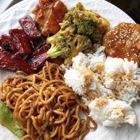 vegan BBQ spare ribs, General Tsos chick’n, brocoli & garlic sauce, Sesame Chick’n, white rice, and vegan veggie Lo Mein 🤤🌱  at Black Bamboo in West Hartford