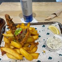 Fish cod & chips  sauce tartare 🌱💚🌿  at The No Catch Co in Brighton
