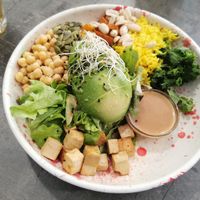 Vegan salad at Miga de Nube in Mallorca