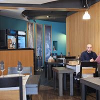 Nice atmosphere and decor. at Assembleia in Arouca