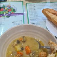 Pho and curry with bread at Thuy in Da Nang