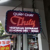 sign with name and address  at Thuy in Da Nang