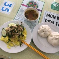 “Chicken” rice and vegetable dumpling at Thuy in Da Nang