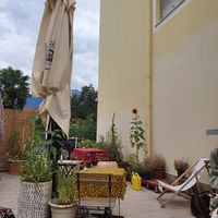 Outdoor seating at L‘ Insalatina in Merano