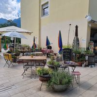 Large terrace at L‘ Insalatina in Merano
