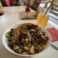 Mixed vegan salad  at L‘ Insalatina in Merano