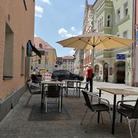 Ausreichend Platz zur Mittagszeit at Dada in Regensburg