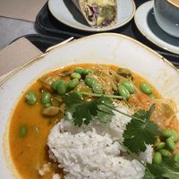 red curry and falafel wrap  at MUC - Dean & David - T2 in Munich