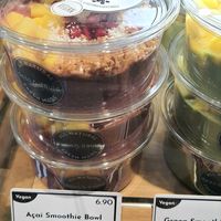 vegan acai bowl at MUC - Dean & David - T2 in Munich
