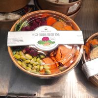 Veggie salad at MUC - Dean & David - T2 in Munich