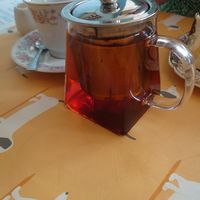Cute teapots at E & R Tearoom in Lutterworth