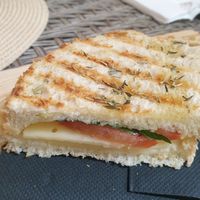 Freshly grilled Caprese sandwich at Estação Alfama Pizzaria in Lisbon