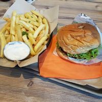 The Vegan Burger (+ Ohne Ladung & Vegan Mayo) at Burgerwerk in Wiehl