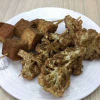 Cauliflower and tofu at Xiongzai II in Madrid
