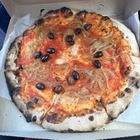  build your own pizza   at Geddy's in Bar Harbor