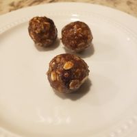 Energy balls at Bountiful Bowls in Lewes