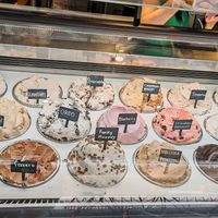 Vegan ice cream choice at Sugar Killer in Piraeus