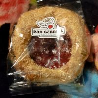 Cazuelita de mermelada de fresa, es de mis favs. Muy suavecito y la mermelada muy rica. at Pan Gabriel - Condesa in Mexico City