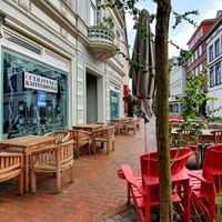 Outdoor seating at Cuxhavener Kaffeeröster in Cuxhaven