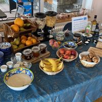 Das Buffet (Die Wurst hatte ich gerade leer gemacht, wird aber immer wieder aufgefüllt)  at Garden Hotel Primavera in Brissago