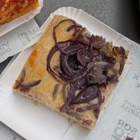 Focaccia con cipolle di medicina 2 € at Forno Brisa - Via S. Felice in Bologna