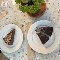 Ferrero cake (left) & bounty cake (right)  at Merry Berry in Thessaloniki