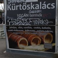 Von aussen at Fitzkey Kürtőskalács - Food Stand in Budapest