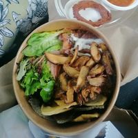 Bowl de chitaques con arroz, nachos y más cosas #Veganuary at Comeplantas in Ibague