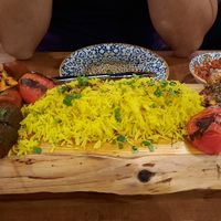 Links ist das vegane Fleisch mit Gemüsespießen at Wunderlampe in Trier