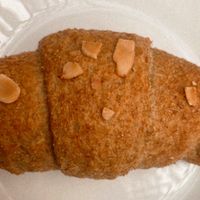 Croissant de almendras  at Momentos de Pan y Soya in Bogota