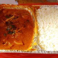 Take-Out Peanut Curry at Tandoori Tonight in Brandenburg An Der Havel