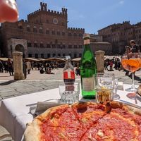 Pizza Marinara. It wasn't on the menu but you can request it - it was pretty expensive (14 euros) at Bar Il Palio in Siena