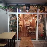  at O Pátio Hamburgueria in Grandola