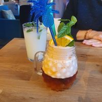 Thai-Tee at Kirschblüte in Kaiserslautern