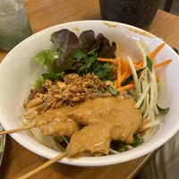 Noodle bowl with heuro plant based skewers  at La Vietnamita in Barcelona