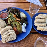 Antipasti-Teller und vegane Aioli  at Weinbar Dagobert in Mainz