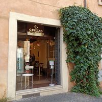 Shop front at Grezzo Raw Chocolate in Rome