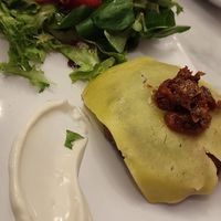 Hamburguesa al plat at La Lila in Sant Quirze Del Valles