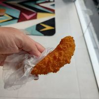 Fried banana at Delisnacks 德利食 - Queen Street in Central Singapore