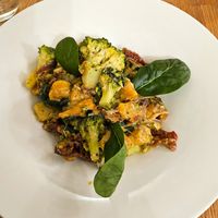 Gnocchis de courge, tomates confites, épinards et brocolis at Les Bacchanales in Nancy