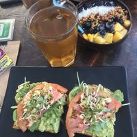 Té, pan con aguacate  #Veganuary at ONO in Puerto Vallarta