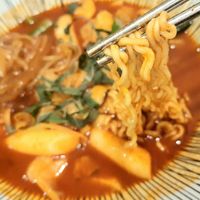 Jjolladang Tteokbokki - close-up of Ramen noodles #Veganuary at Cow Tteokbokki  in Seoul