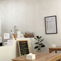 Interior   at Phaen Din Vegan Vegetarian - เจแผ่นดิน มังสวิรัติ in Chiang Mai