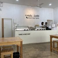 counter with prepped food  at Phaen Din Vegan Vegetarian - เจแผ่นดิน มังสวิรัติ in Chiang Mai