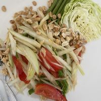 som tam  at Phaen Din Vegan Vegetarian - เจแผ่นดิน มังสวิรัติ in Chiang Mai