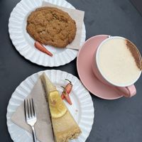 cappuccino, PB cookie, lemon cheesecake  at Sakura in Berlin
